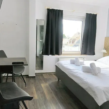 Hotel Marina-3