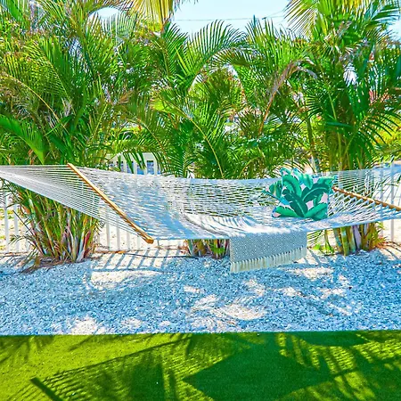 The Pearl Cabana Club-3