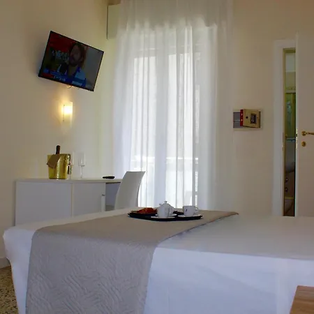 Roi Hotel-2