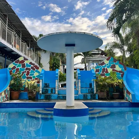 Isla Paraiso Resort-Hotel-2