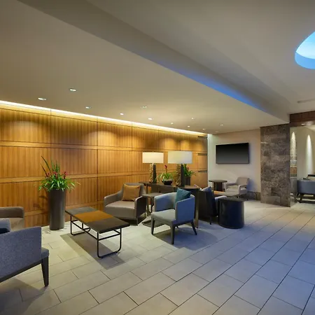 Hilton Indianapolis Hotel & Suites-3