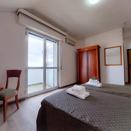 Lanka Hotel 2 Stelle-3