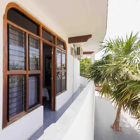 Hotel Naxhiely-2