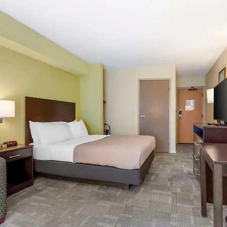 Quality Inn-3