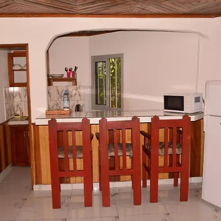 Les Gites De Kribi-2