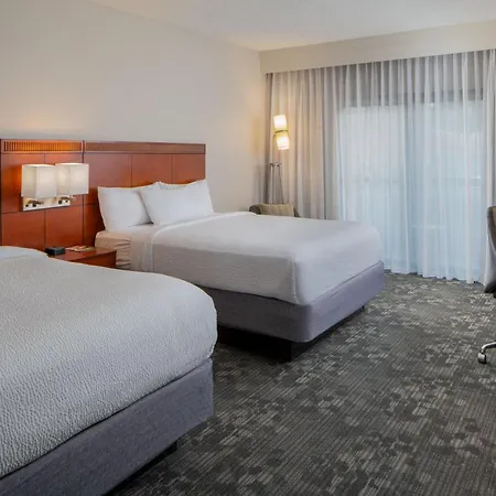 Courtyard By Marriott Nashville Airport-3