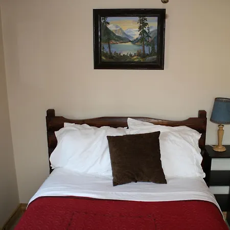 The Historic Wapiti Lodge-2