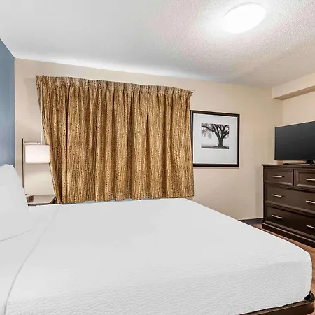 Extended Stay America Suites - Cincinnati - Blue Ash - Reed Hartman-3