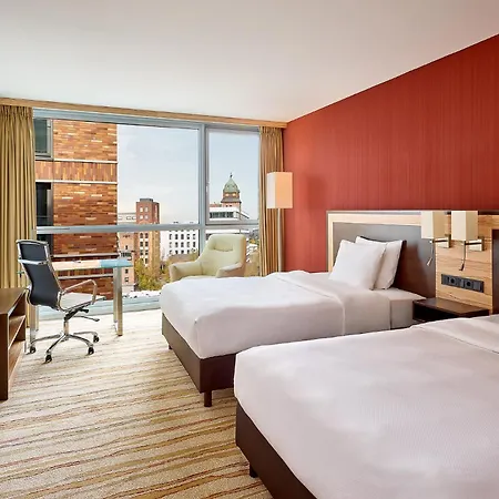 Courtyard By Marriott Duesseldorf Hafen-3