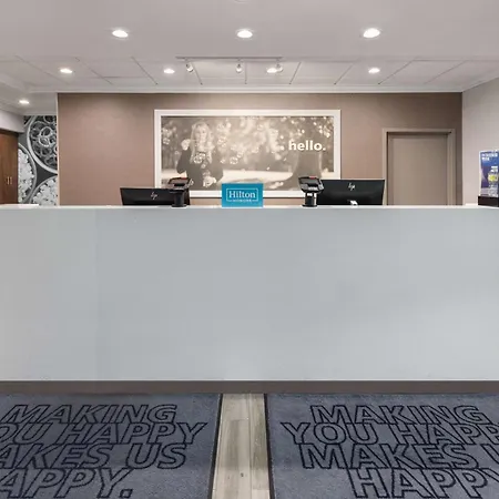 Hampton Inn & Suites Saginaw-3