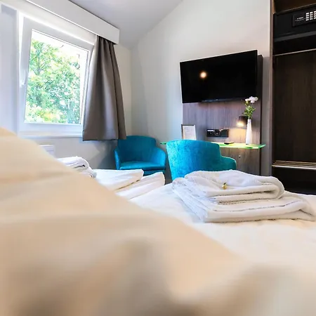B M Hotel im Ludwig- Harms- Haus-2