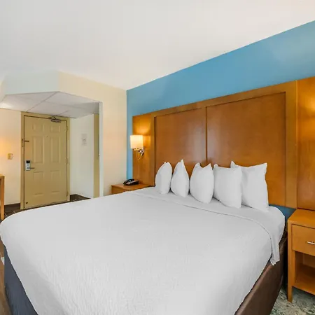 Tropical Winds Resort Hotel-3