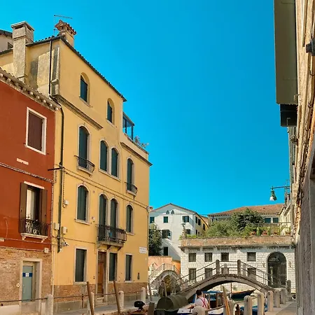 Ca' San Trovaso - 6 Rooms-2