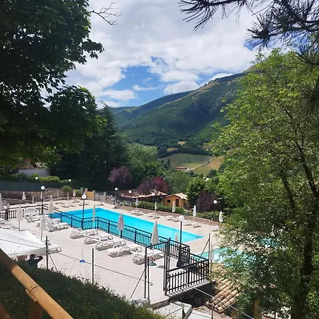 Hotel Pineta Ristorante in Fabriano-2