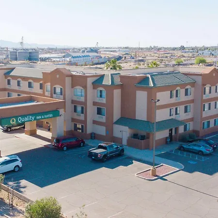 Quality Inn & Suites Yuma-2