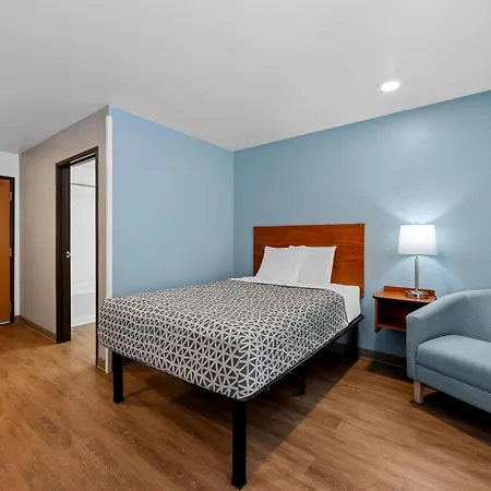Woodspring Suites Hobbs-3