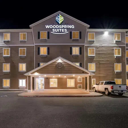Woodspring Suites Hobbs-2