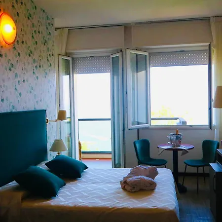 Hotel Majestic-3