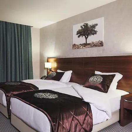 Nevali Hotel & Convention Center-2