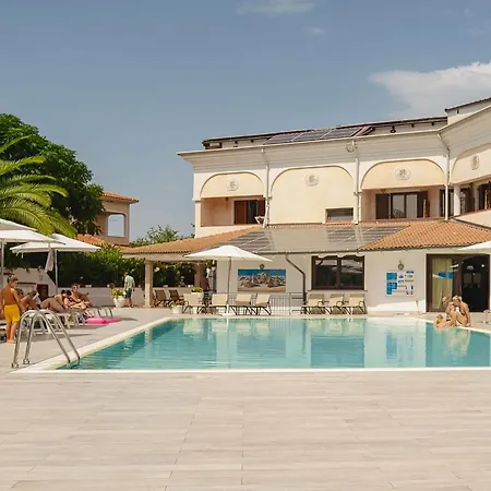 Zeta Club San Teodoro Le Rose-3