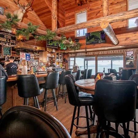 The Islander Inn-2