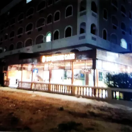 Emirates Hotel-2