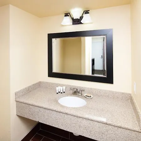 Guestplace Inn & Suites-3