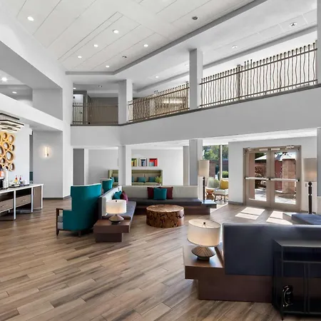 Hampton Inn & Suites Phoenix/Gilbert-3