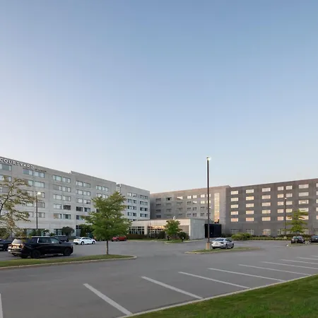 Residence Inn By Marriott Montreal Airport-3
