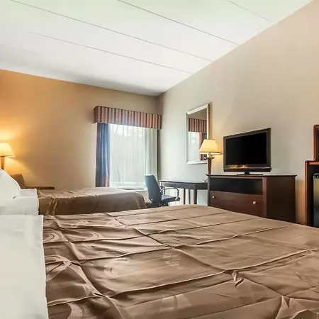 Quality Inn & Suites Lawrenceburg-3