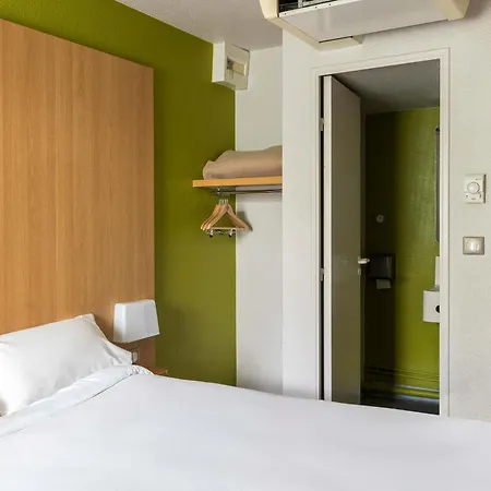 B&B HOTEL Auxerre Bourgogne-3