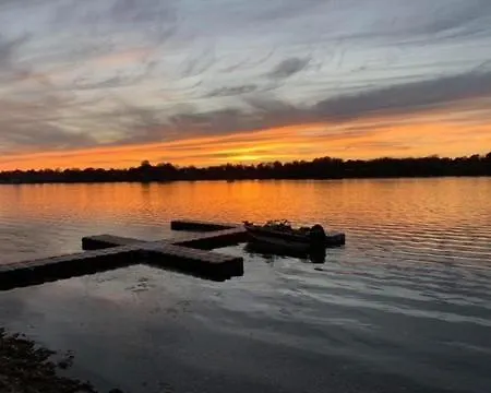 Merland Park Minnow Motel-2
