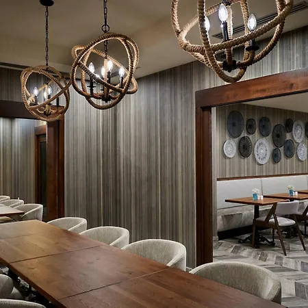 Delta Hotels By Marriott Toronto Mississauga-2