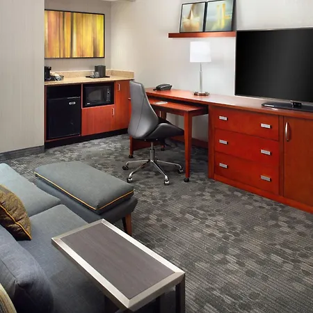 Courtyard By Marriott Raleigh Cary-3