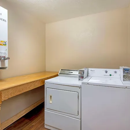 Comfort Inn Richfield I-70-3