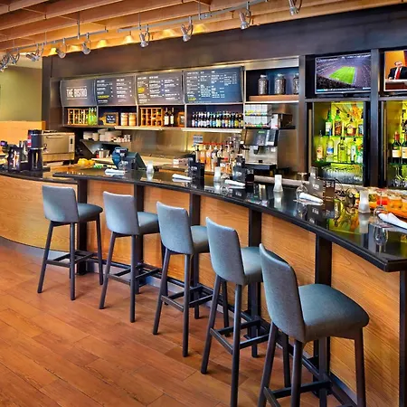 Courtyard By Marriott Stuart-2