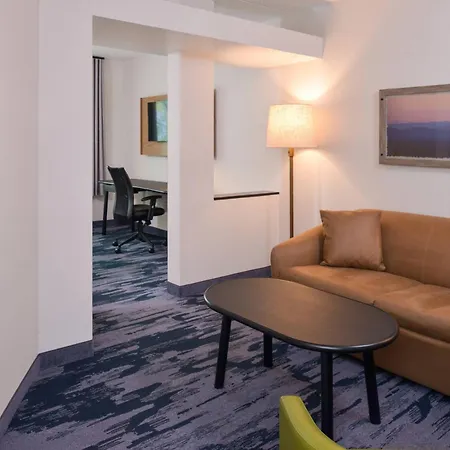 Fairfield Inn & Suites By Marriott Pittsburgh New Stanton-3