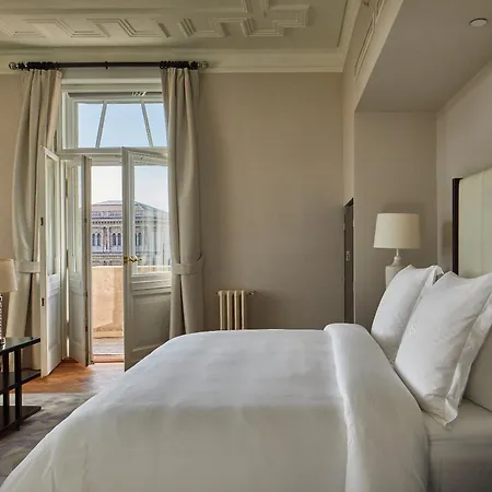 Four Seasons Hotel Gresham Palace Budapest-2