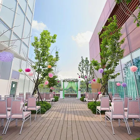 Courtyard By Marriott Taipei-2