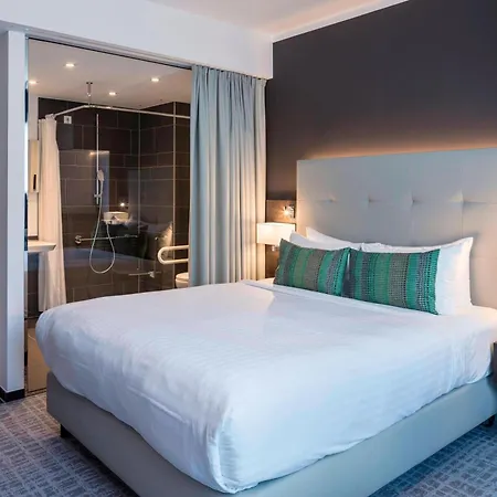 Courtyard By Marriott Wolfsburg-2