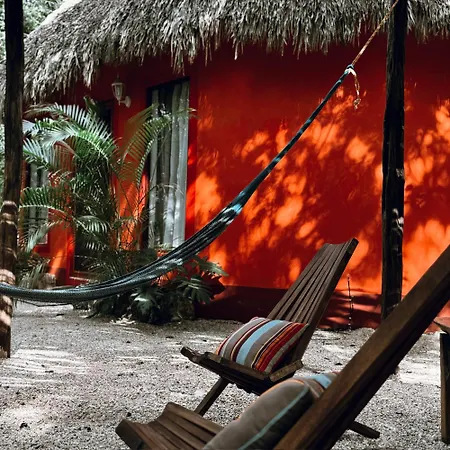 Hotel Boutique Cenote Secreto Maya-3
