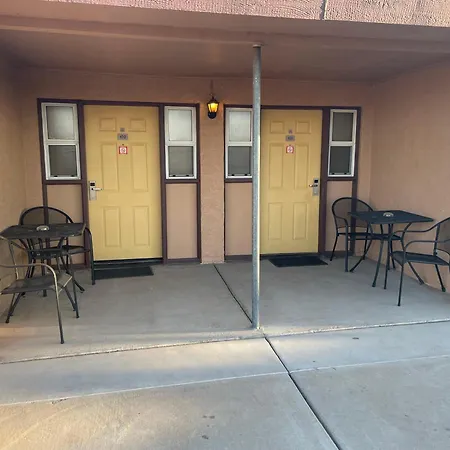 Palms Inn-3