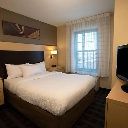 Towneplace Suites Republic Airport Long Island Farmingdale-2