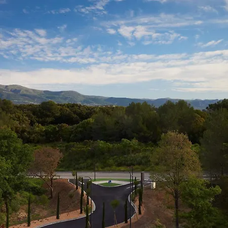Moxy Antibes Sophia Antipolis-2