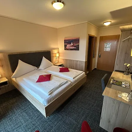 Panorama-Hotel Am See-2