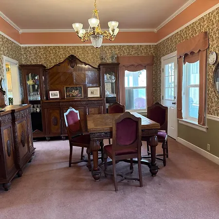 Roseberry House Bed And Breakfast-2