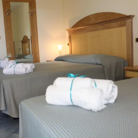 Hotel Le 3 Lanterne-3
