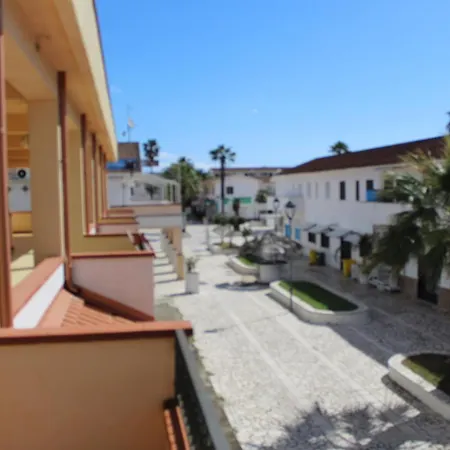 Hotel Le 3 Lanterne-2
