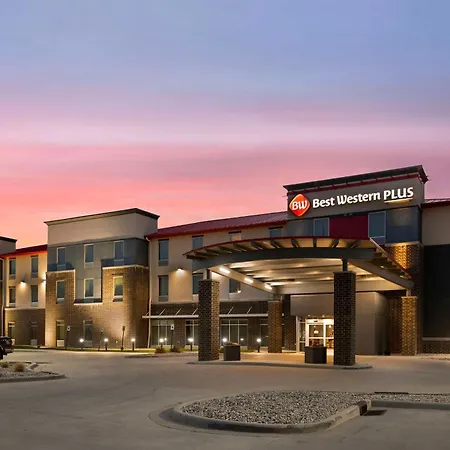 Best Western Plus Lakeview Hotel-2