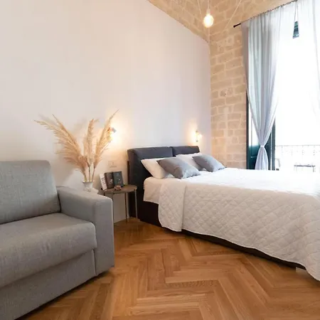 Centro Storico Rooms&Suites-3